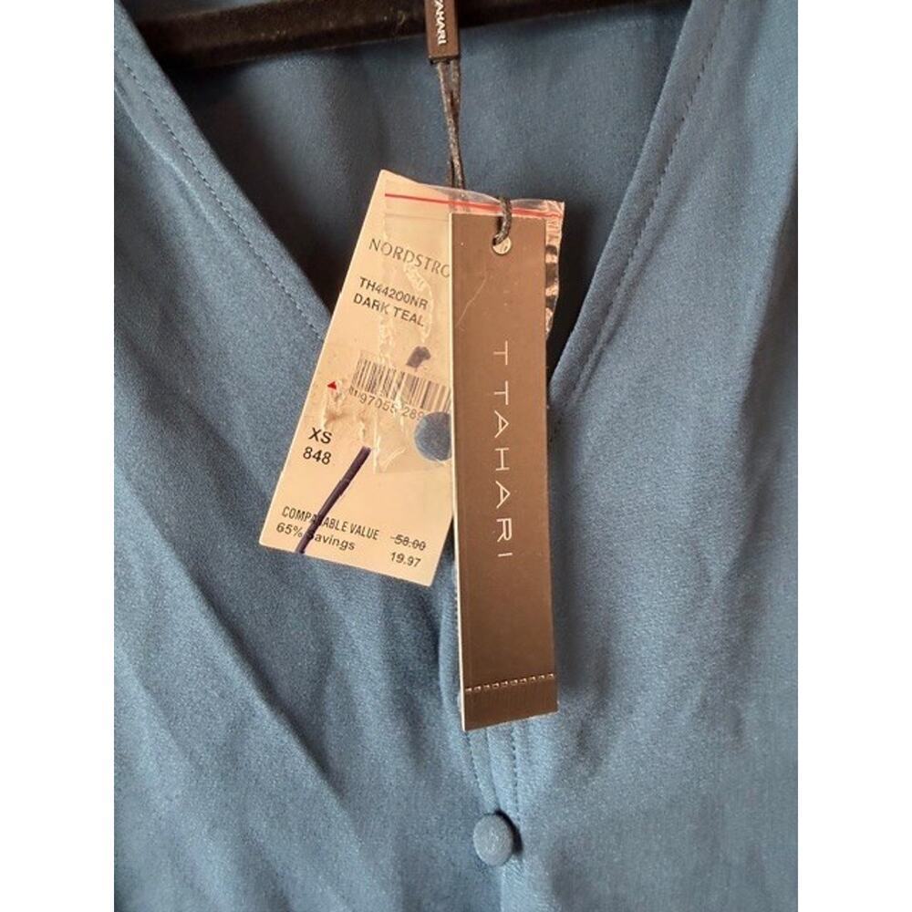 T Tahari Aegean Blue Blouse NWT Size X Small 3/4 shirred sleeve and shoulders - Picture 4 of 6